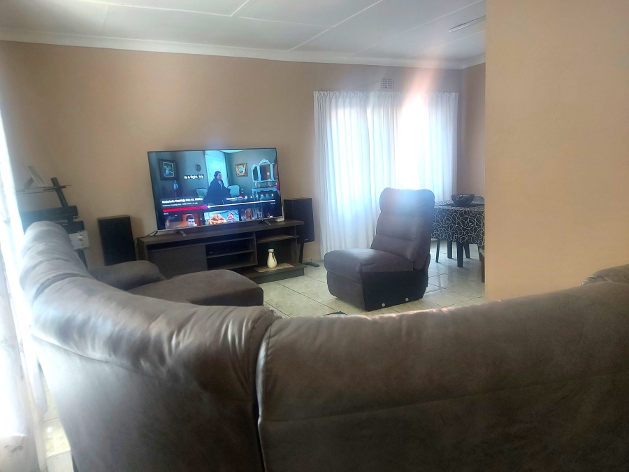 3 Bedroom Property for Sale in Oos Einde North West